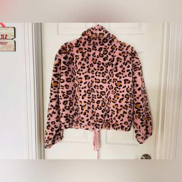 NWT Victorias Secret PINK Know One Cares Fur Leopard Cheetah Coat Jacket M - Picture 3 of 7